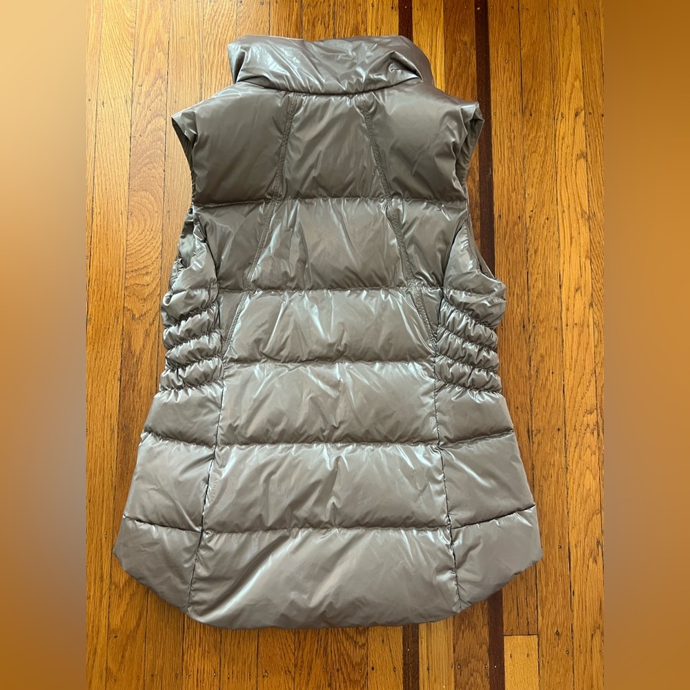 Athleta puffy down vest L large gray pewter EUC - Picture 2 of 4